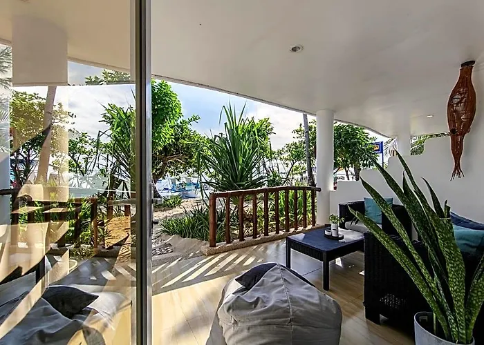 Ocean Vida And Dive Hotel Daanbantayan